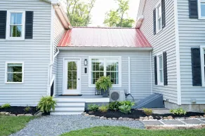 Fern Hill • Luxe Family Retreat w/ Mountain View - Image 2