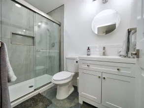 Molivu Homes 2BR - PetFriendly, W-D, Backyard - Image 4