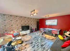 Contemporary villa with Jacuzzi pool - Image 3