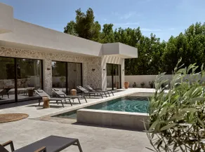 Onore Villa, with Heated Pool & Signature Design, By ThinkVilla - Image 4