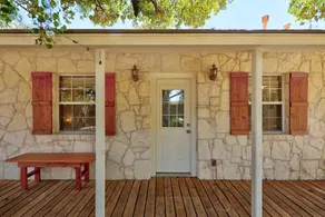 Western Artist Studio Guest House - Image 4