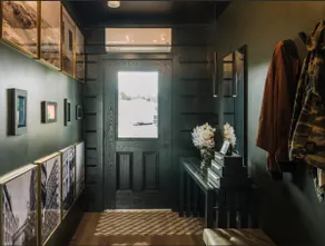 Luxe Lodge: Cabin 2 - Image 4