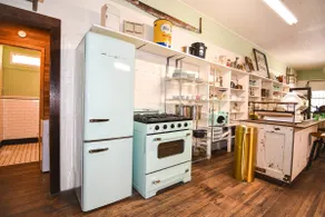 Cole's BNB - Cute Historic Store turned Farmhouse - Image 3