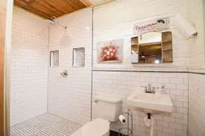 Cole's BNB - Cute Historic Store turned Farmhouse - Image 5