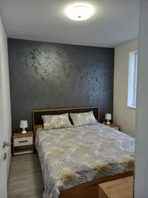 Silver Lake Apartments - Image 4