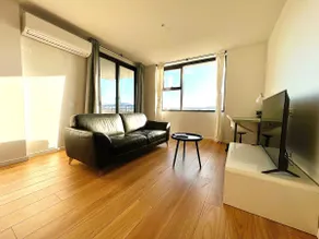 Brand New 2B2B Apt (City, Chinatown, free Parking) - Image 2