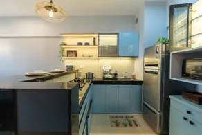Breathe Luxe Riverfront-Golf Course View Apartment - Image 5