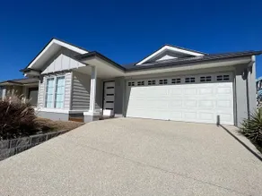 Modern family friendly Ipswich home - Image 2