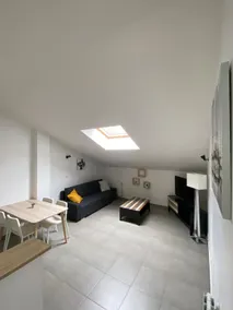 House with garden, garage, barbecue - Image 2