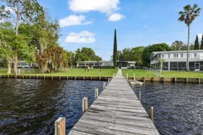 Waterfront Welaka Escape w/ Private Docks! - Image 4