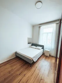 Apartment in an ancient villa - Image 5
