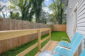 Downtown/2 Spacious 3BR Suites/FreeParking/Fence - Image 5