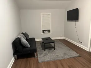 Tranquil Hideaway: 2-Bedroom Retreat near Mills/50 - Image 4
