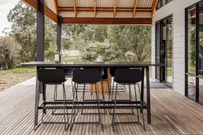 Bluegum Hideaway - luxury accom, air-con throughout, 2 kitchen & living areas - Image 4