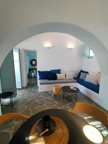 Ormos Seaside-Villa 3, by Amorgos Holiday Homes - Image 5