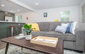 3b2b modern Fairbanks house close to everything - Image 5