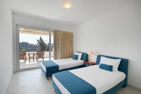 Oasis Resort - Image 2