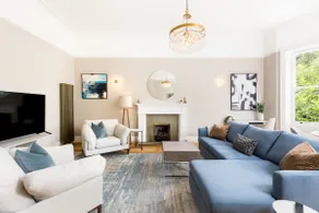Stylish 2Bed in Leamington Spa with Parking - Pass The Keys - Image 5