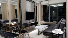 Deluxe Family Room Anderson Apt above Pakuwon Mall - Image 2