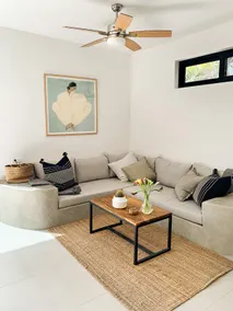 New-modern-heated salt water pool-3 mins to beach - Image 3
