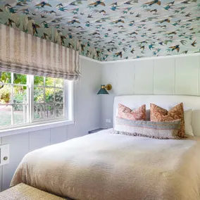 Modern Wine Country Cottage in Historic Healdsburg, Premiere Location - Image 5