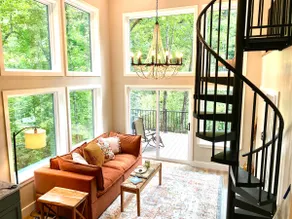 Riverfront Luxe Retreat, 75 Acres, Hike, Kayak - Image 4