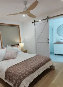 Anna Bay Beach Hut - Image 5