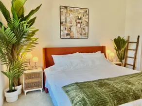 Madrina | Urban Luxe-Stylish 2 Bedrooms/2 Bathrooms - Image 5