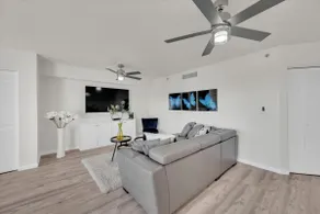 Jupiter Bay Resort beach condo, sleeps 4 - Image 2