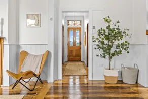 Tranquil Launceston Getaway - You'll fall in love! - Image 2