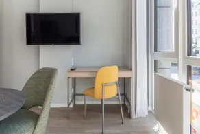 Numa | Large Accessible Studio with Kitchenette - Image 5