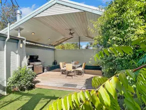 Martha's Homestead - Image 2