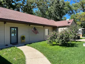 Spacious house on Rock River - Image 3