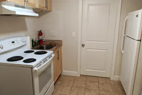 Cozy Brighton Apartment near St. Elizabeth’s - Image 4