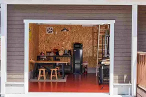 Uminochi Garage House, where you can stay with your beloved car | POPFIRE #03, also a base for surfing and ocean activities - Image 2