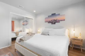Modern Getaway Near LA and OC w Free Parking - Image 2