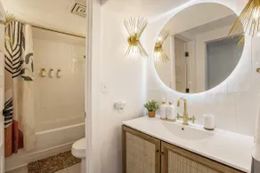 Modern Escape in Heart of Denver - Image 5