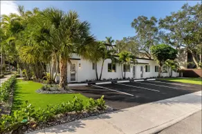Walk to Las Olas Studio, New Reno - Image 5