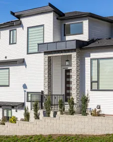 Modern Gateway Suite in Maple Ridge - BC - Image 2