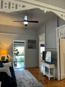 Centrally Located Queenslander - Image 3