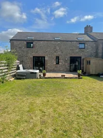 The Cottage - Image 3