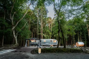 Vintage Trailer and Barrel Sauna Private Villa Limited to One Group Per Day - Image 4