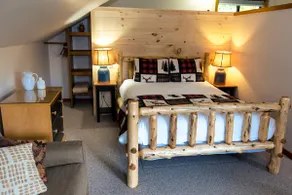 The Chalet at The Snowed Inn - Image 4