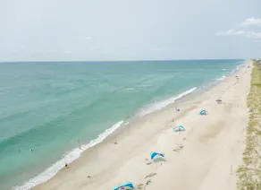 2 Steps to the Beach - Image 2