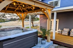 Country Farmhouse on Wine Trail-Hot Tub-Pool Table - Image 4