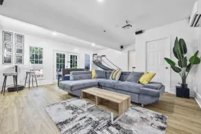 Convenient City Retreat, 10mins from ATL Airport - Image 3