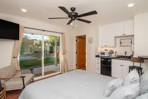 Sam Hughes Bungalows - B - Image 3