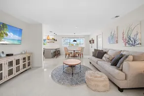 Luxury Beachside Home/Heated Pool -Sleeps 10 - Image 3