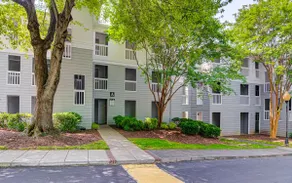 Peaceful Condo near DTWN, WFU, Hospitals, & Shops - Image 3