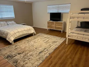 The Crescent Lakehouse - Image 3